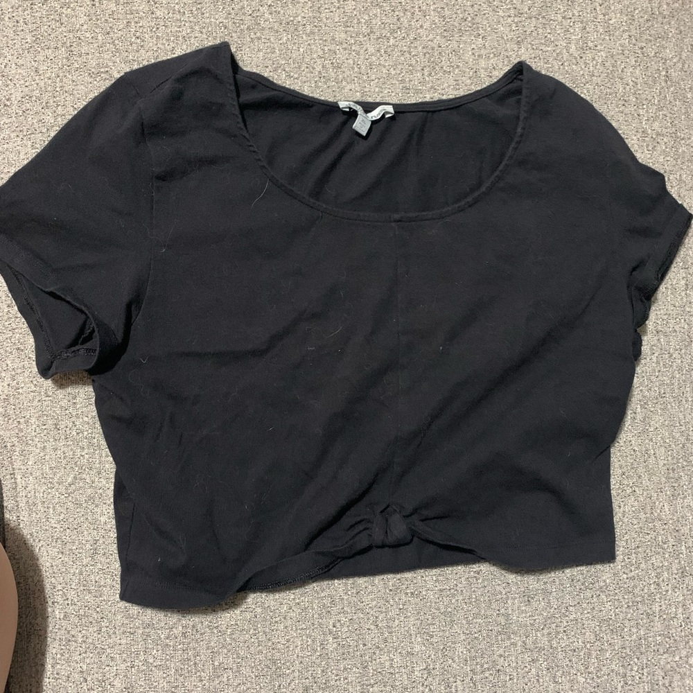Charlotte Russe Black Junior’s Size XL Crop Top